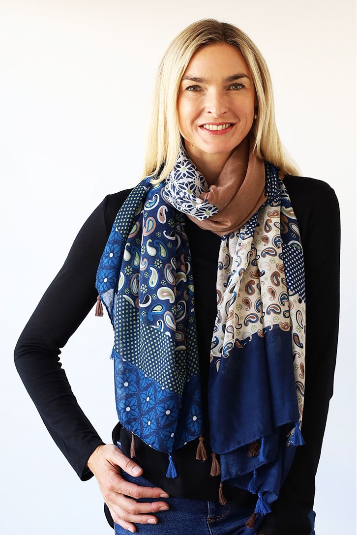 PAISLEY SPOT SCARF